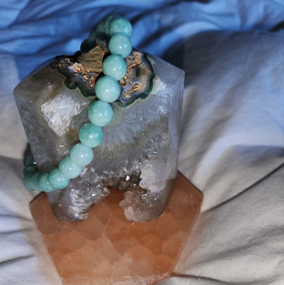 Women's Burmese Jade Stretch Bracelet